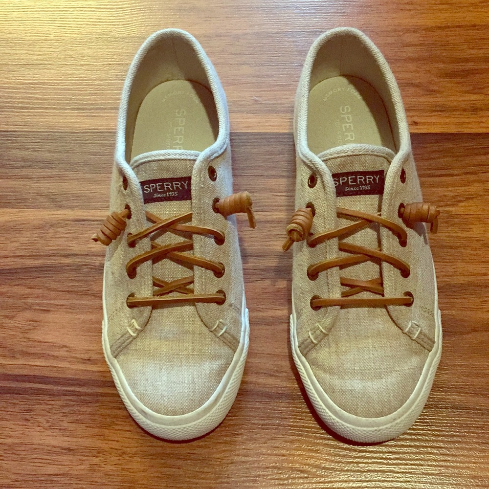 Sperry boat shoes